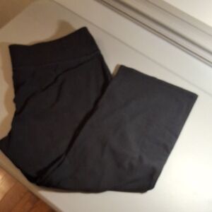 Livi Active Straight Leg Pants in Black